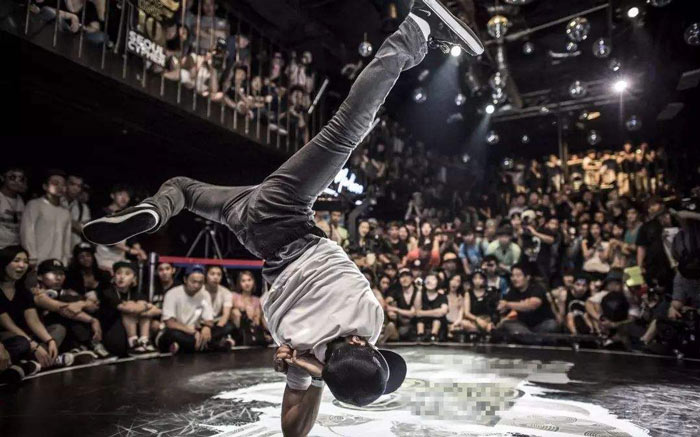 街舞表演的起源發展及在中國的發展現狀